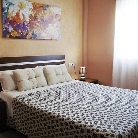 Amplio Piso 8 Mts Mezquita - Wifi - A/C - Parking Cordoba Luaran gambar