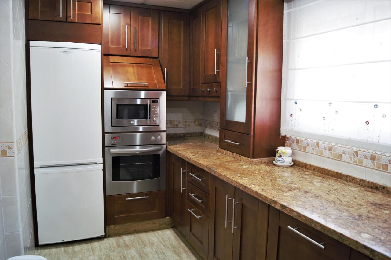 Amplio Piso 8 Mts Mezquita - Wifi - A/C - Parking Cordoba Luaran gambar